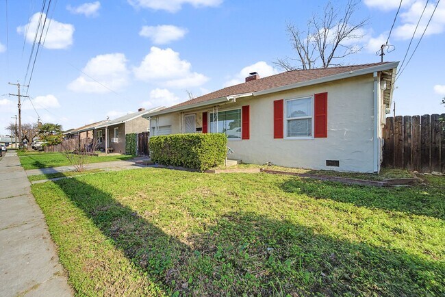 Foto del edificio - CHARMING 2bed 1 Bath Marysville