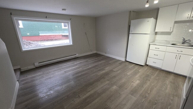 Photo du bâtiment - 120 Steadman St