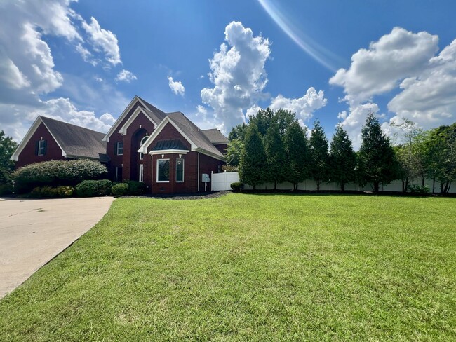 Photo - 2903 St. Johns Drive House