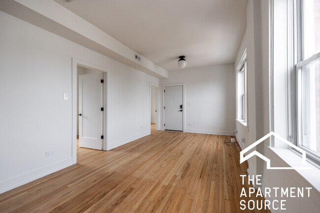 Foto del edificio - 3049 W Medill Ave