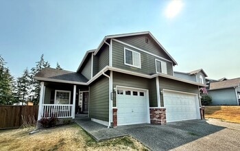 Building Photo - 2860 SE Copper Creek Dr
