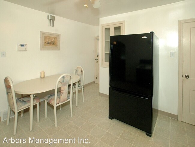 Building Photo - 2 br, 2 bath House - 517 10th Street