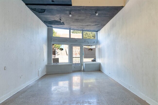 Foto del edificio - 2505 S Presa St