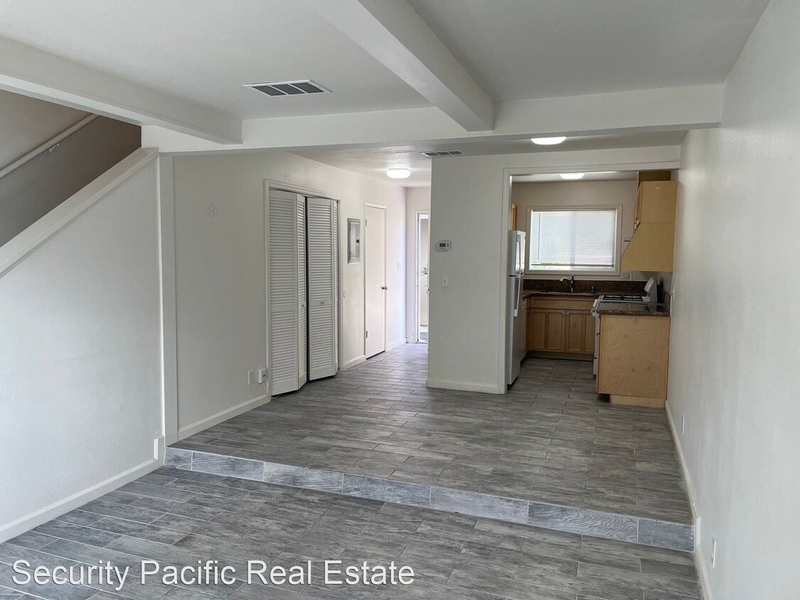 2 br, 1 bath House 144 Rainbow Ct. House for Rent in Vallejo, CA