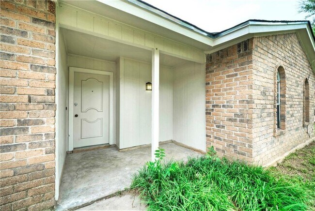 Foto del edificio - 1509 Sagebrush Dr