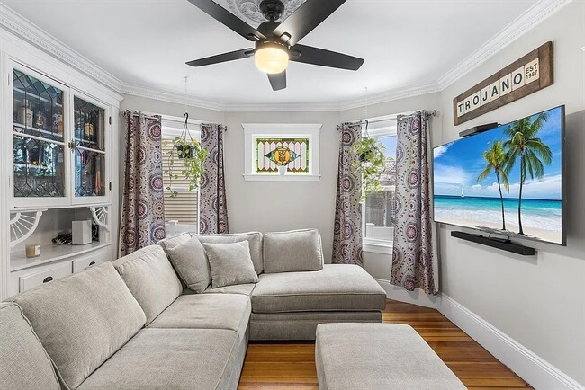 Building Photo - 95 Auckland St