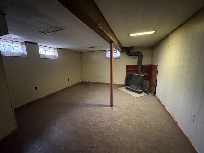 Building Photo - 12401 Garland Ave