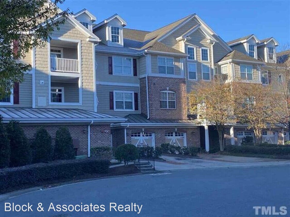 Foto principal - 10411 Moncreiffe Rd