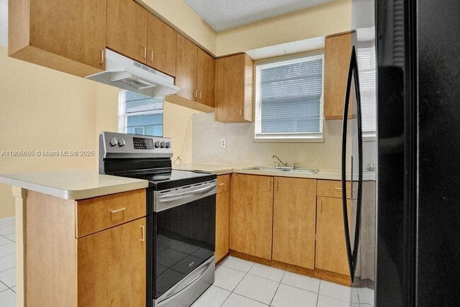 Photo - 2444 Raleigh St House