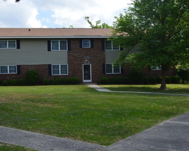 Cardinal Village Apartments Apartments Jacksonville, NC