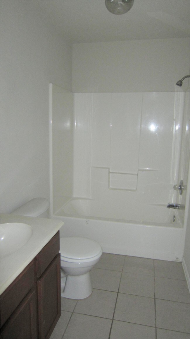 Foto del edificio - 413 Heather St