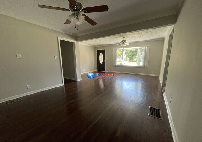 Foto del edificio - Spacious 4-bedroom ranch in MOUNTAIN VIEW cluster in Lawrenceville