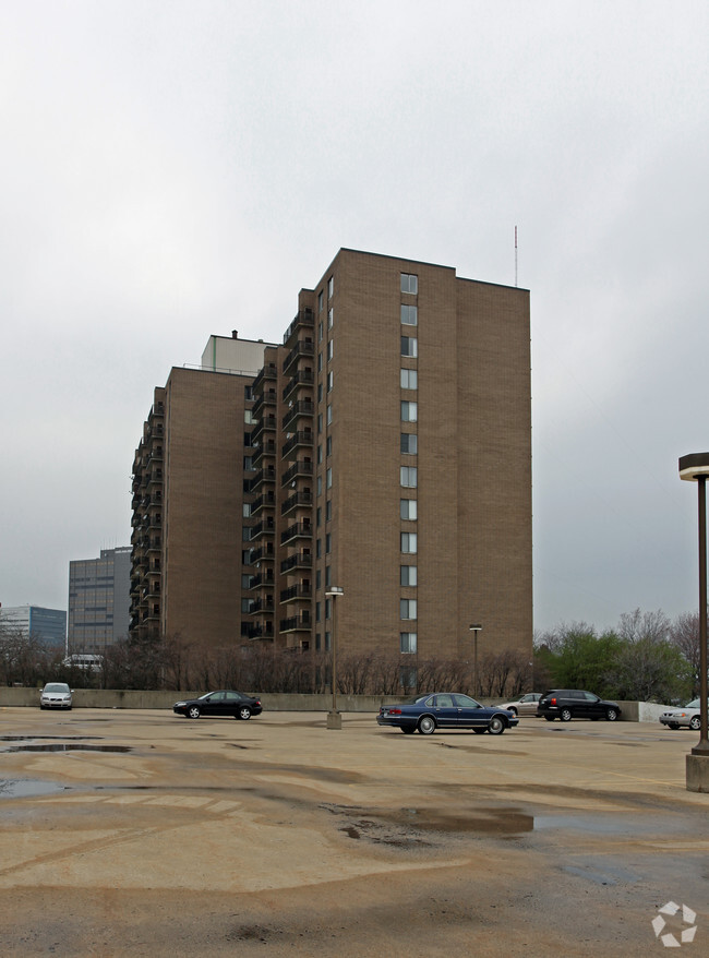 Foto del edificio - North Park Place Apartments