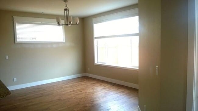 Foto del edificio - Spacious single family in quiet Lynnwood n...
