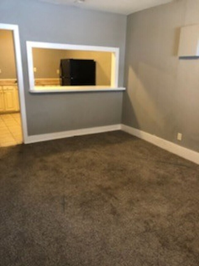 Foto del edificio - 202 N Scenic Ave