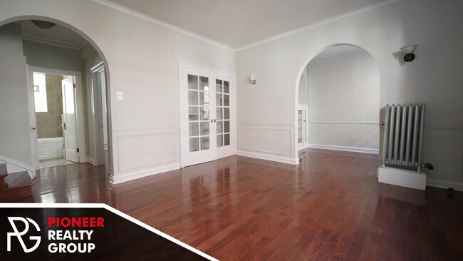 Foto del edificio - 546 W Surf St