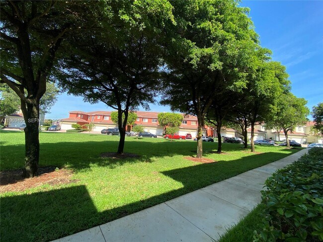 Foto del edificio - 1978 SE 23rd Terrace