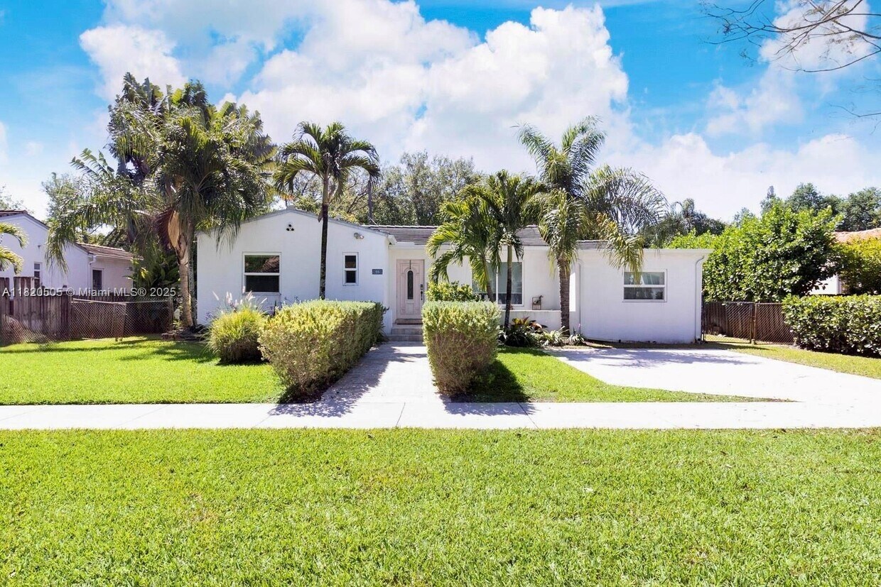 Foto principal - 46 NE 101st St