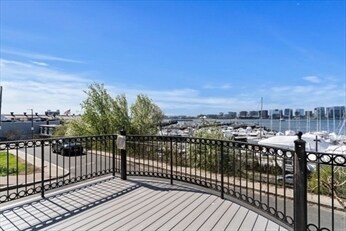 Building Photo - APTS in Everett, Malden, Chelsea & Boston