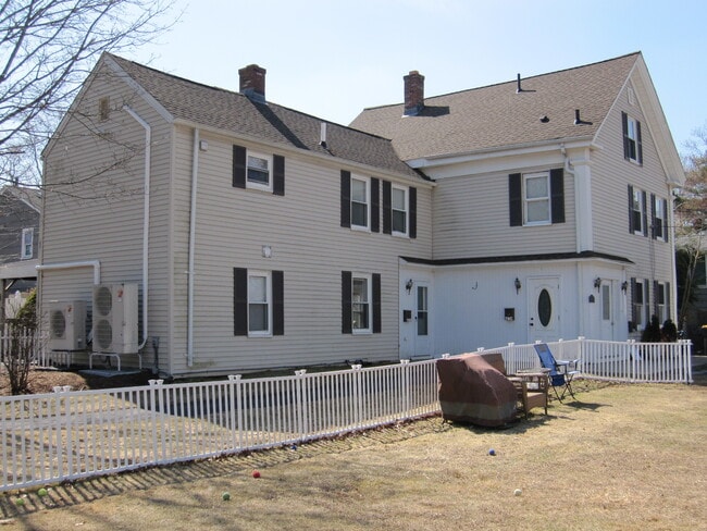 Building Photo - 78 Summer St