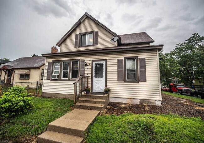 Building Photo - 261 Maryland Ave W