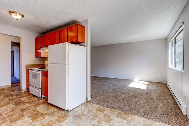 Building Photo - The Forest Retreat Apartments
