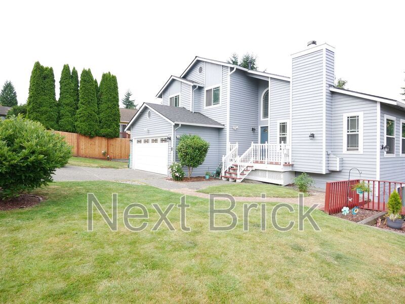 Primary Photo - 12416 NE 169th St