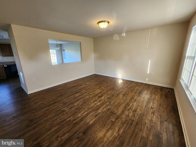 Building Photo - 15 Alcha Wy
