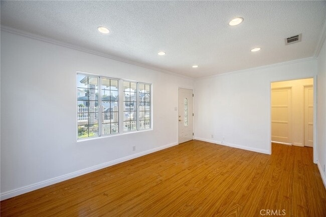 Building Photo - 10645 Mather Ave