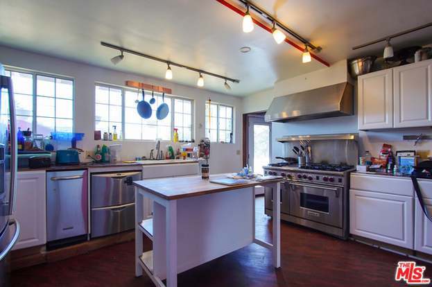 Building Photo - 7443 Troost Ave