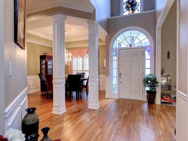 Foto del edificio - 4771 Powers Park Ct NE