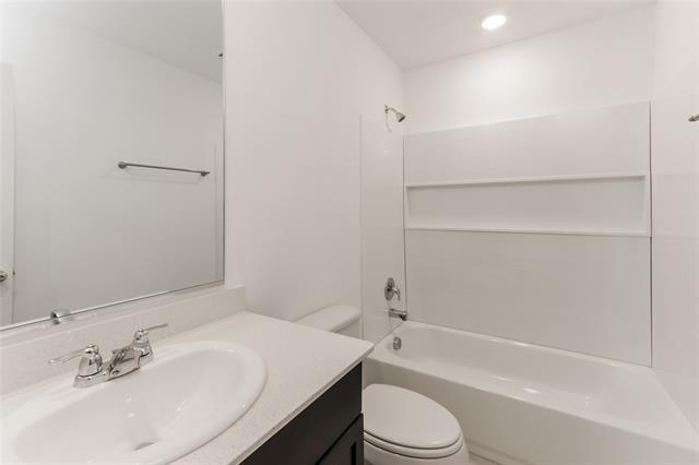 Foto del edificio - 3101 Helix Bay Dr