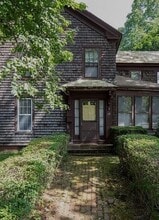 Building Photo - 58 Springhill Ave
