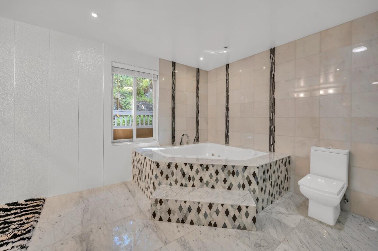 Foto principal - 30 Bluebell Ln