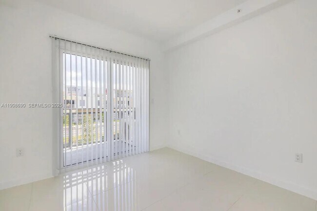 Foto del edificio - 25850 SW 140th Ct