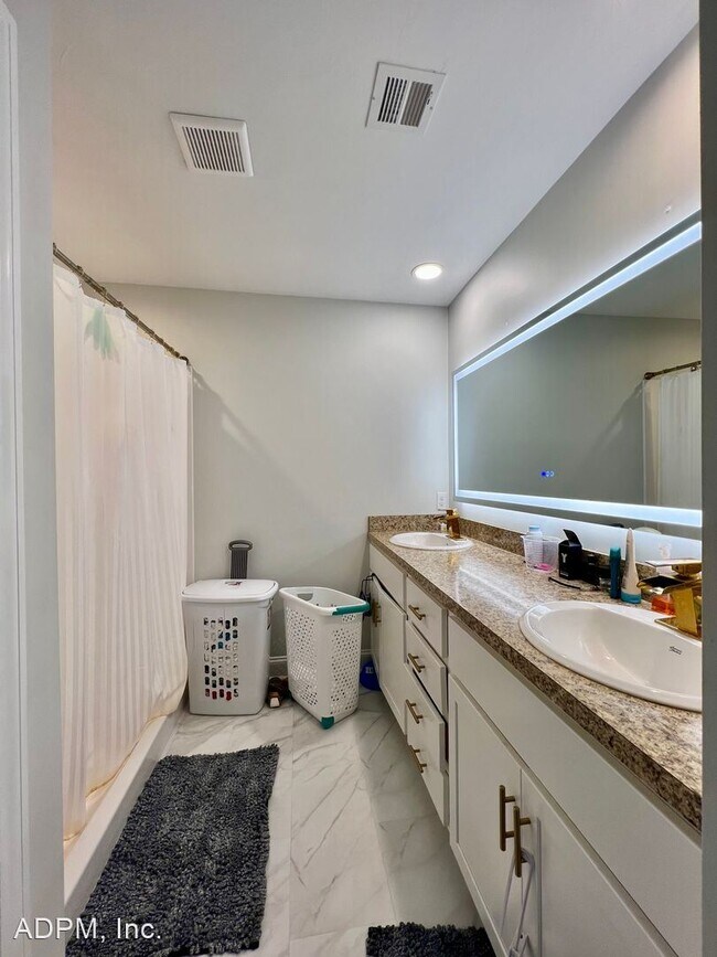 Building Photo - 3 br, 3 bath House - 11 Drum Drive
