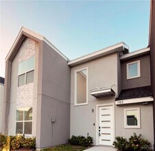 Building Photo - 21 West Dr