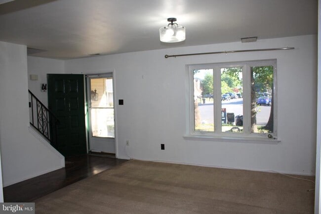 Building Photo - 34 Heron Pl