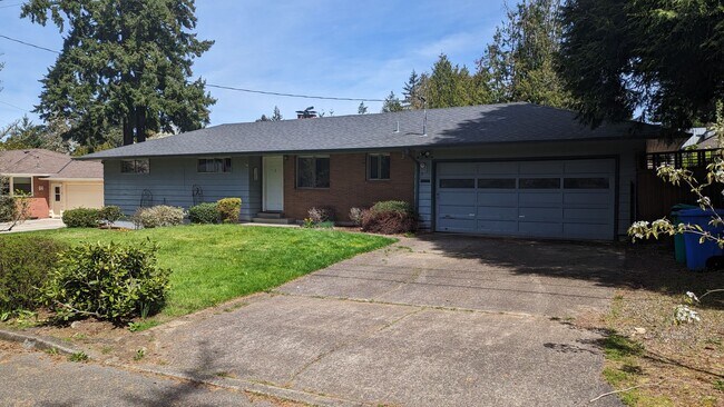 Building Photo - Spacious Three Bedroom with Large Backyard...