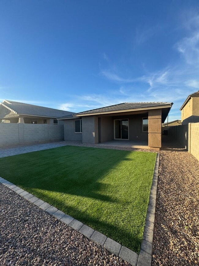 Building Photo - BRAND NEW HOME IN VISTANCIA