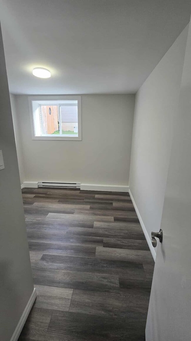 Building Photo - 157 McSweeney Ave