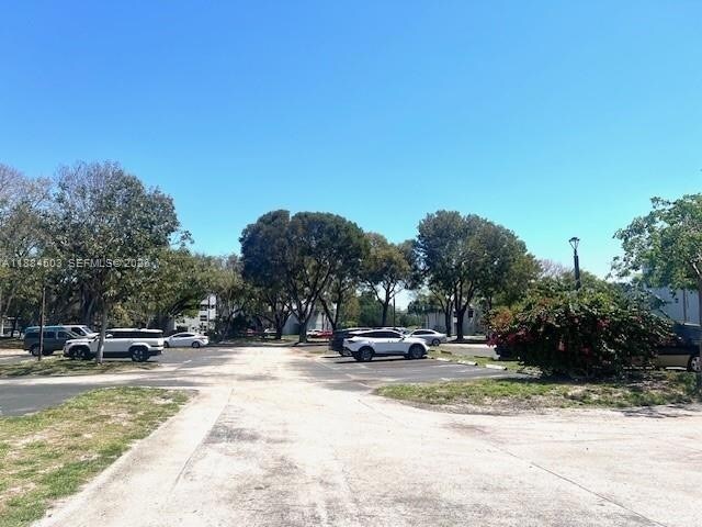 Foto del edificio - 9450 Live Oak Pl