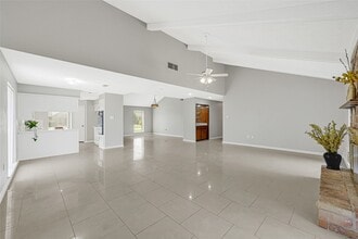 Building Photo - 10127 Sagegate Dr