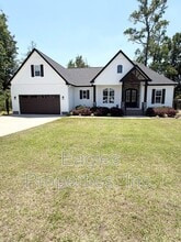Building Photo - 102 Michelle Dawn Dr