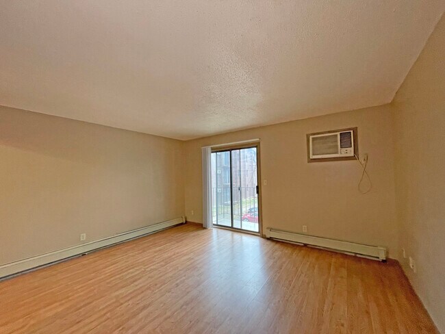 Foto del edificio - 404 S Gilbert St