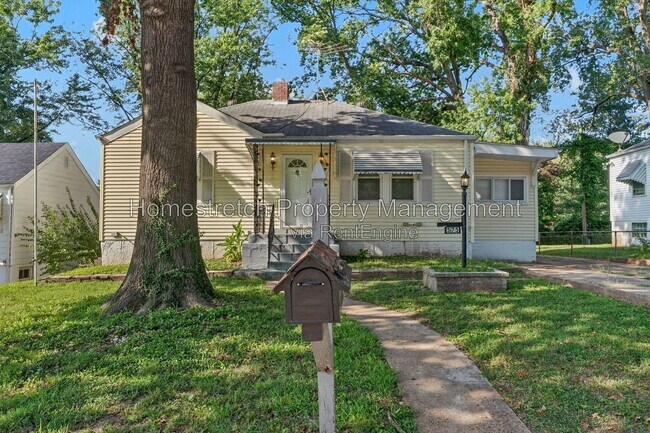 Building Photo - 575 Glorose Dr