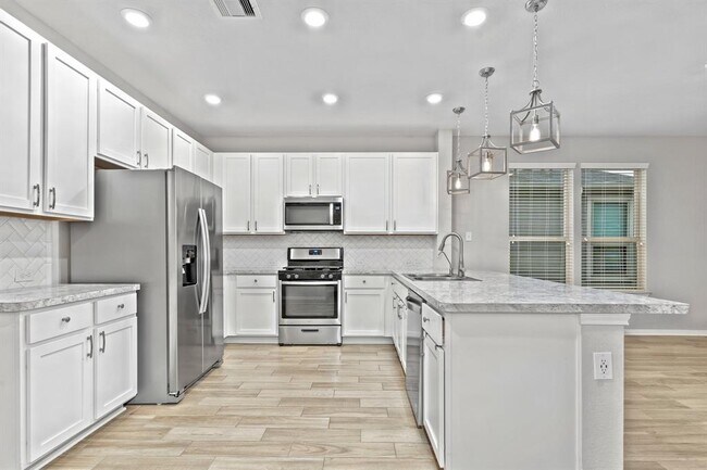 Building Photo - 20823 Westgreen Plns Dr