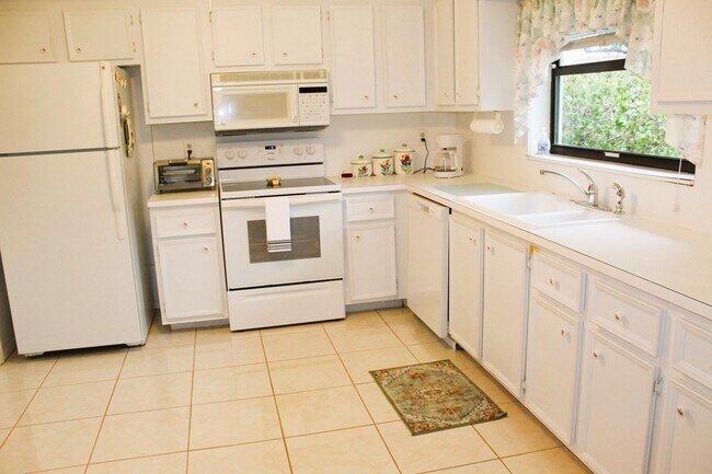 Foto del edificio - 9900 Papaya Tree Trail