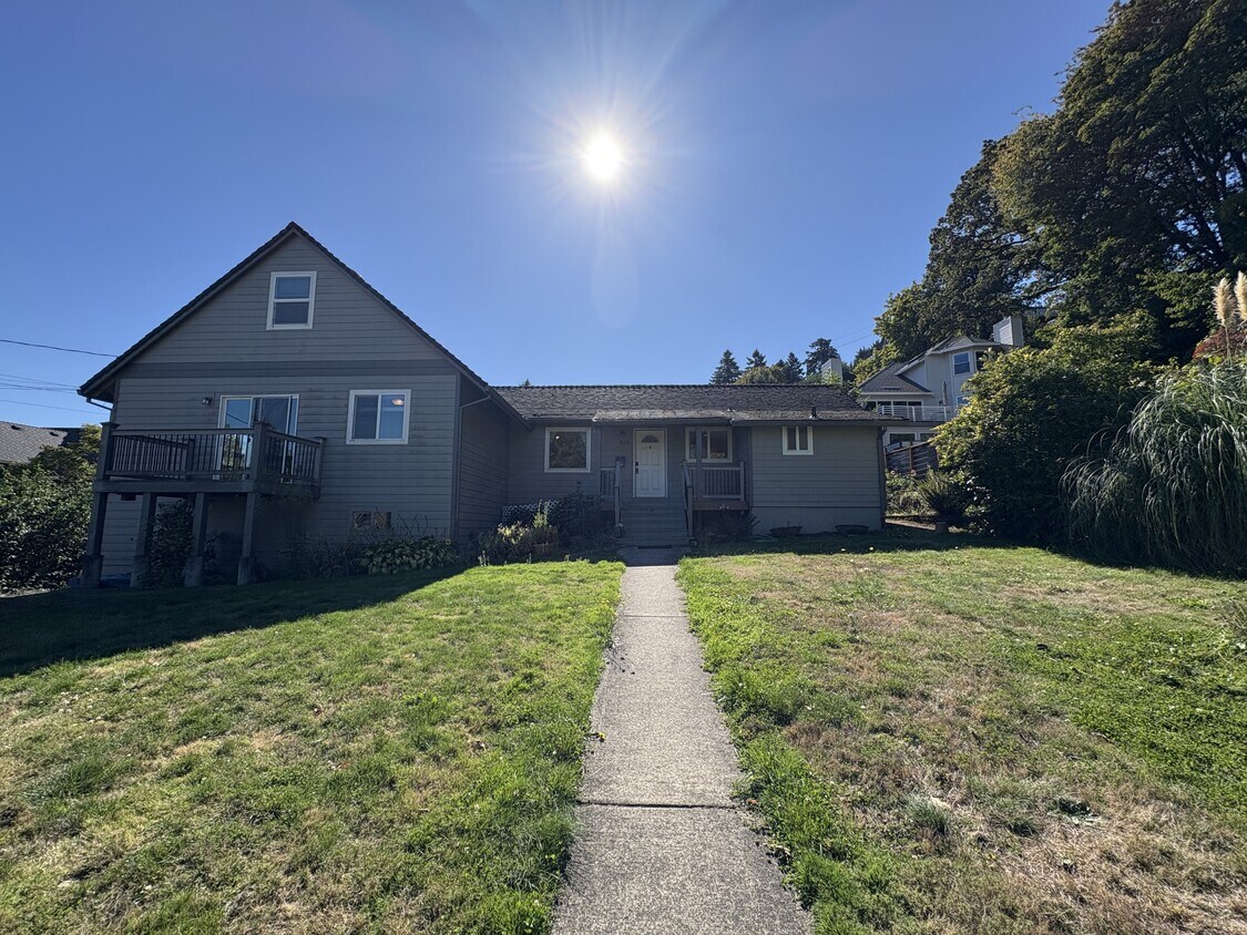 Photo - 0406 SW California St (Portland, OR)