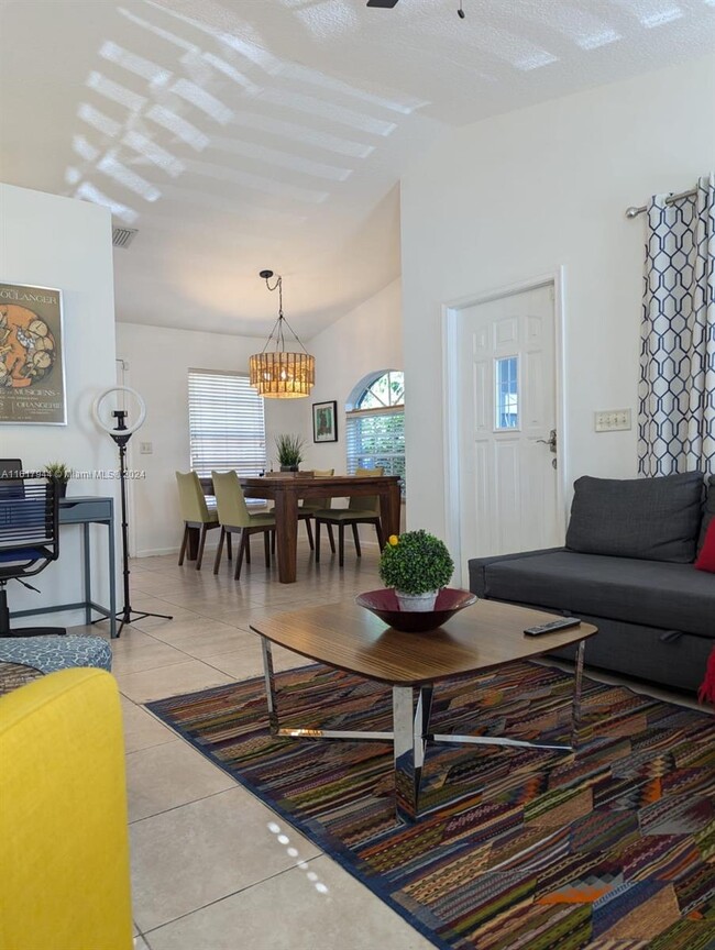 Foto del edificio - 415 32nd St